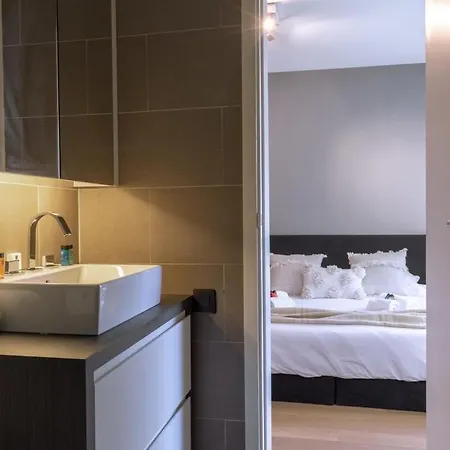 Huswell - Modern At The With Parking Daire Knokke-Heist